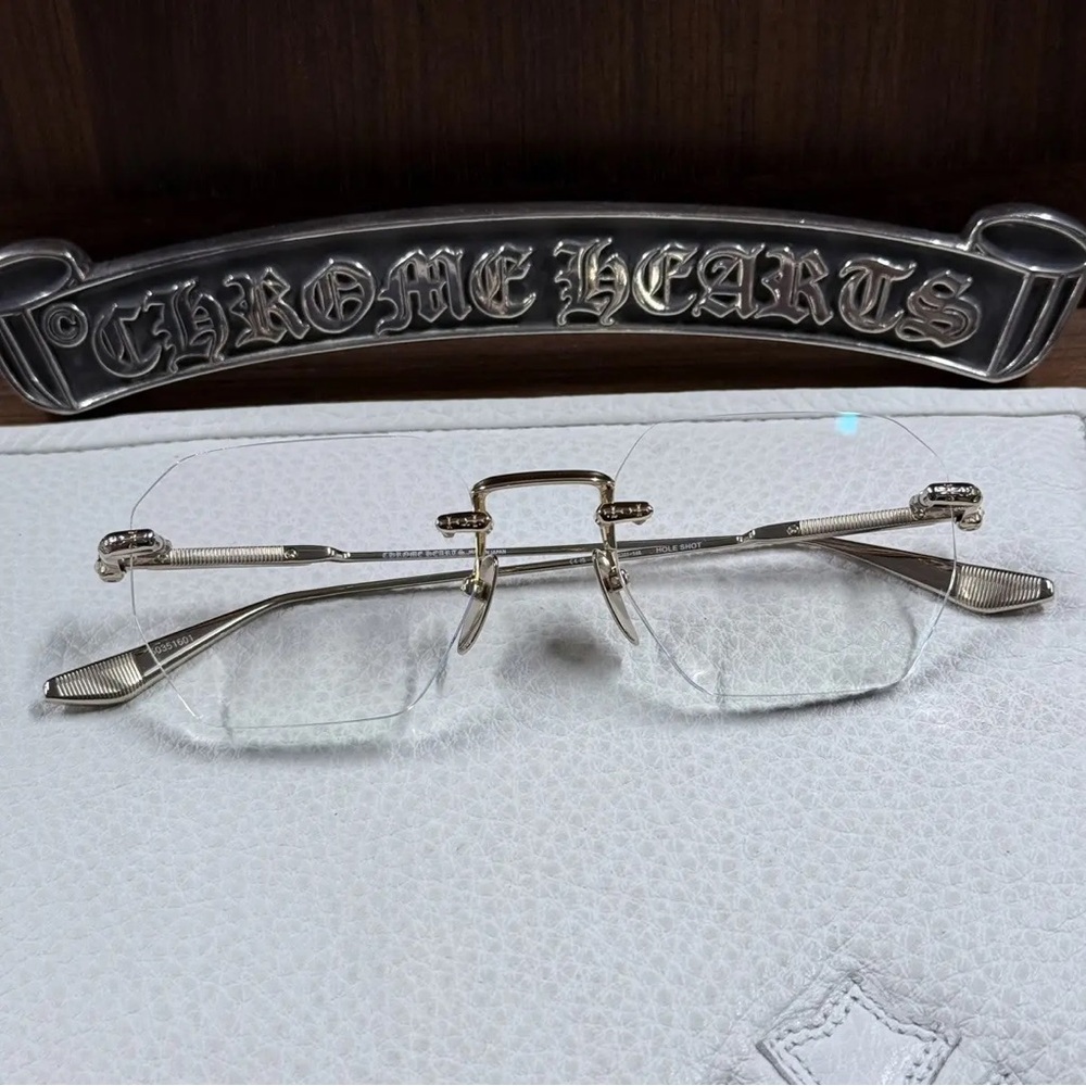 CHROME HEARTS HOLE SHOT GLASSES SILVER [NEW]